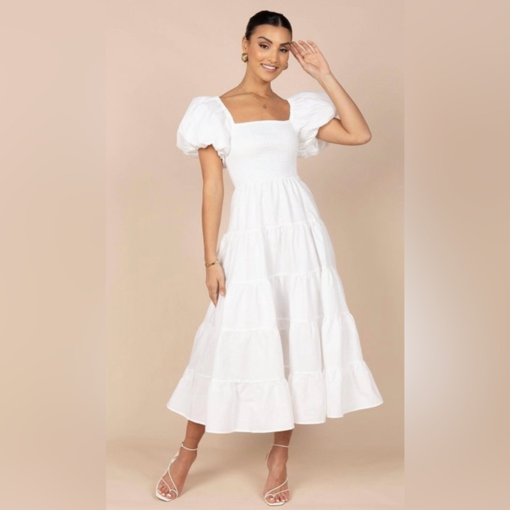 Elegant White Puff Sleeve Dress
